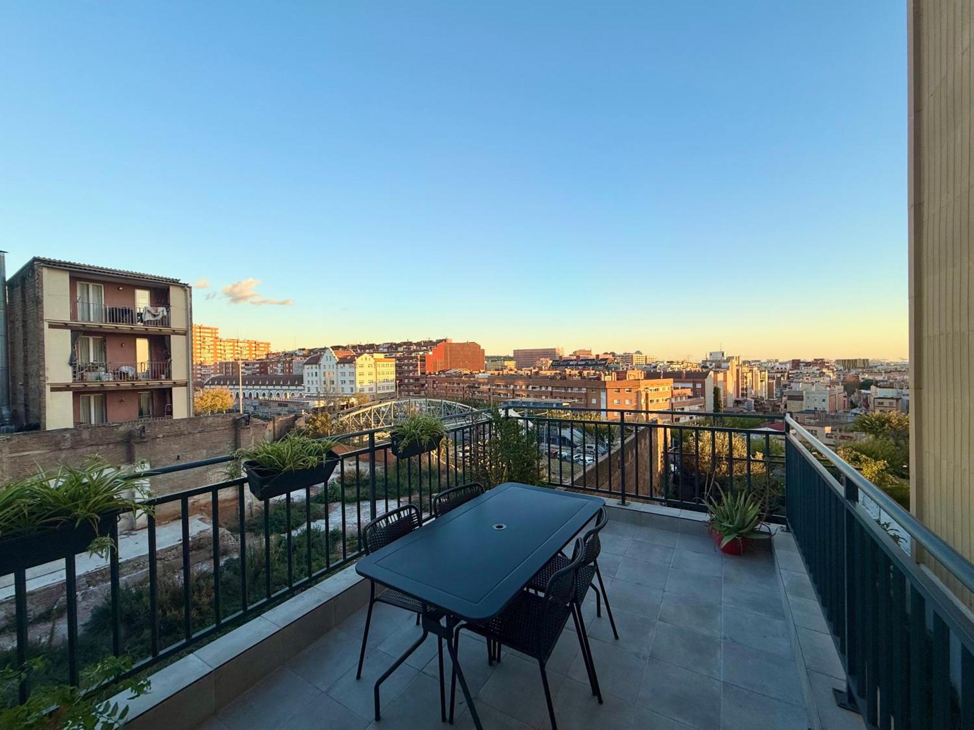 Camp Nou Nueva Casa 91 Apartment L'Hospitalet de Llobregat Bagian luar foto