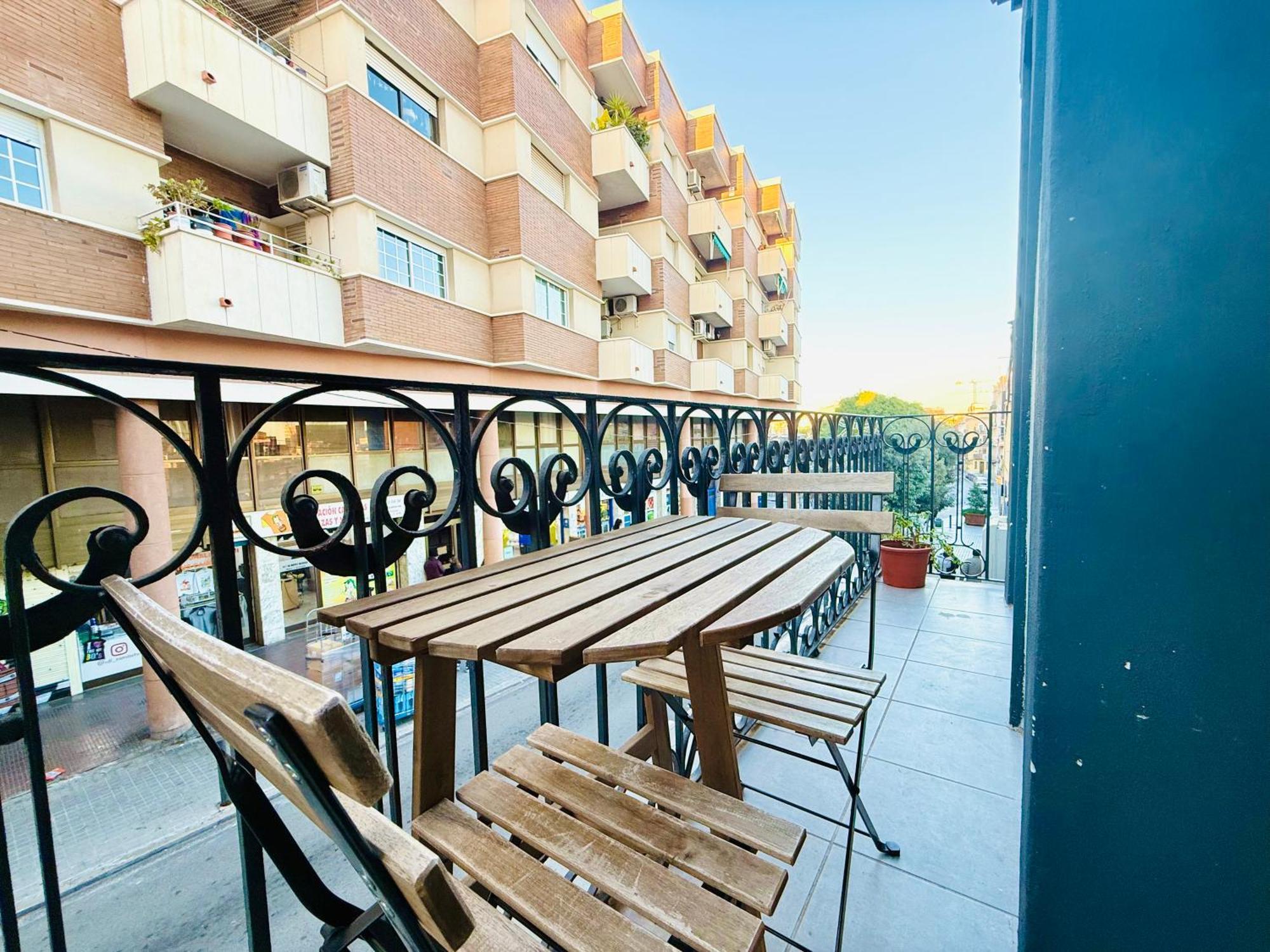 Camp Nou Nueva Casa 91 Apartment L'Hospitalet de Llobregat Bagian luar foto